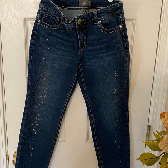 Chico’s so slimming ankle jeans size (00/2-XXS)Rainier Indigo w/sparkling jewel - Picture 2 of 11